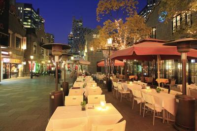 雙城記&middot;上海丨食客行人互為風景 外擺位成餐飲消費活招牌